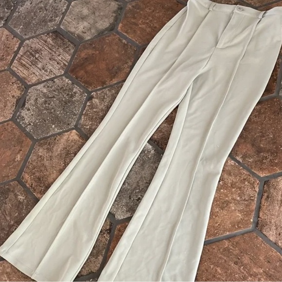 Pants - Elegant Cream Flared Women's Pants
